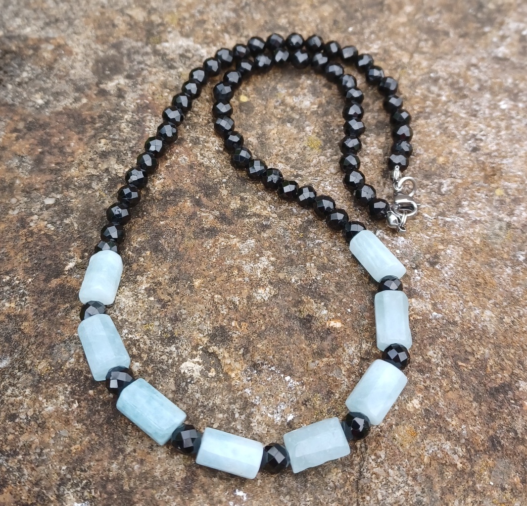 Spinel, akvamarín náhrdelník