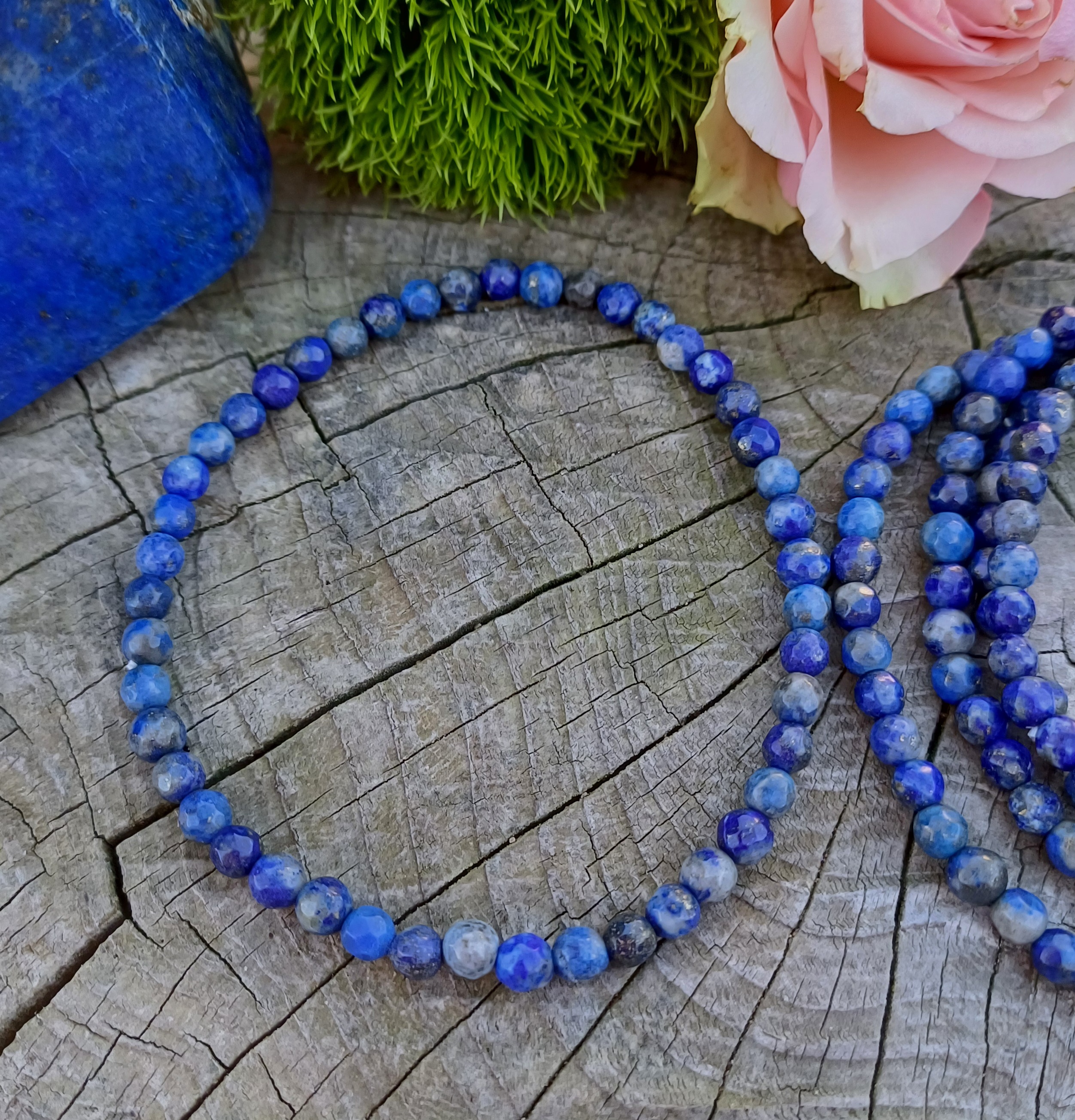 Lapis lazuli náramok