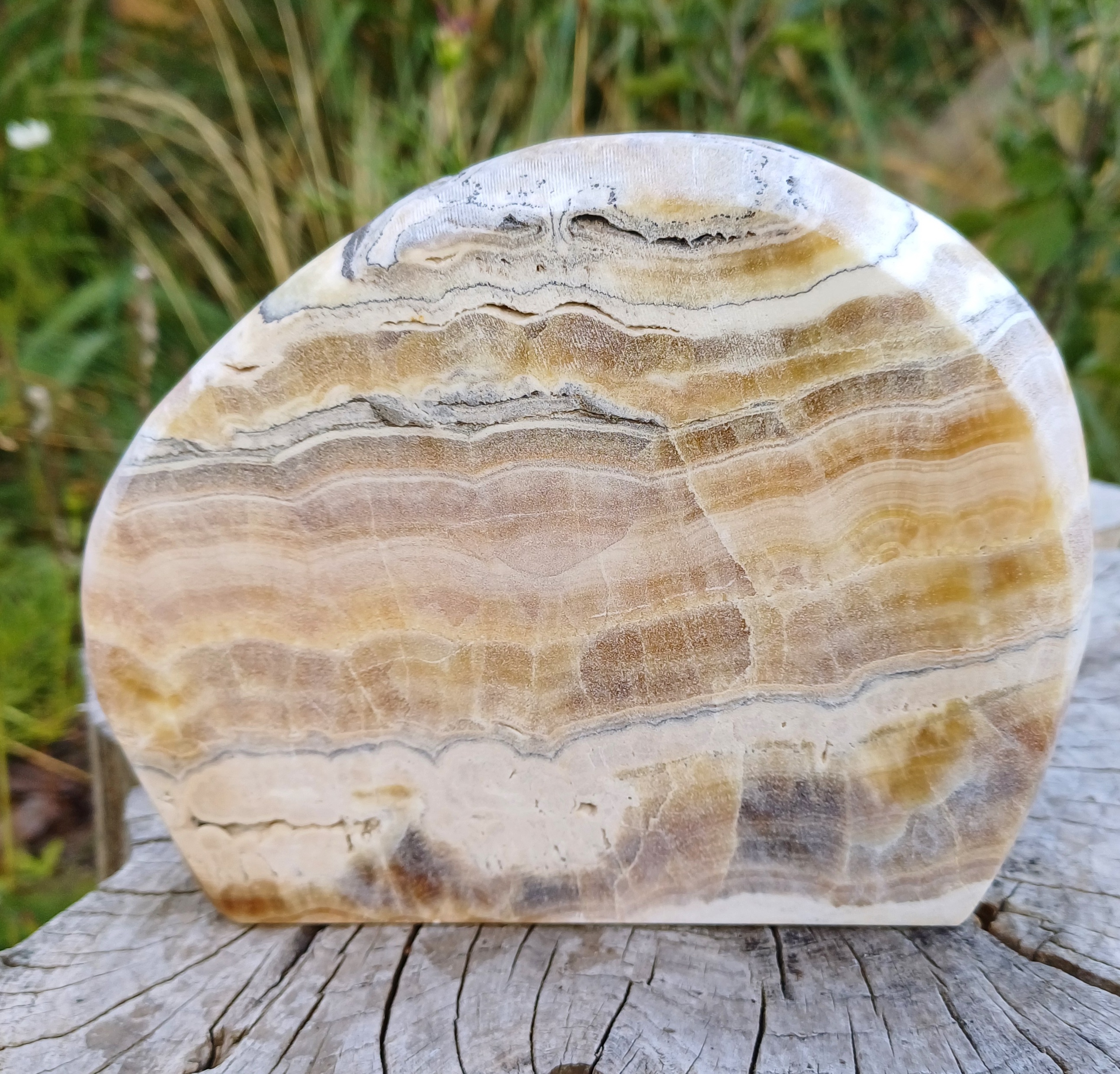 Aragonit leštený rez 655g