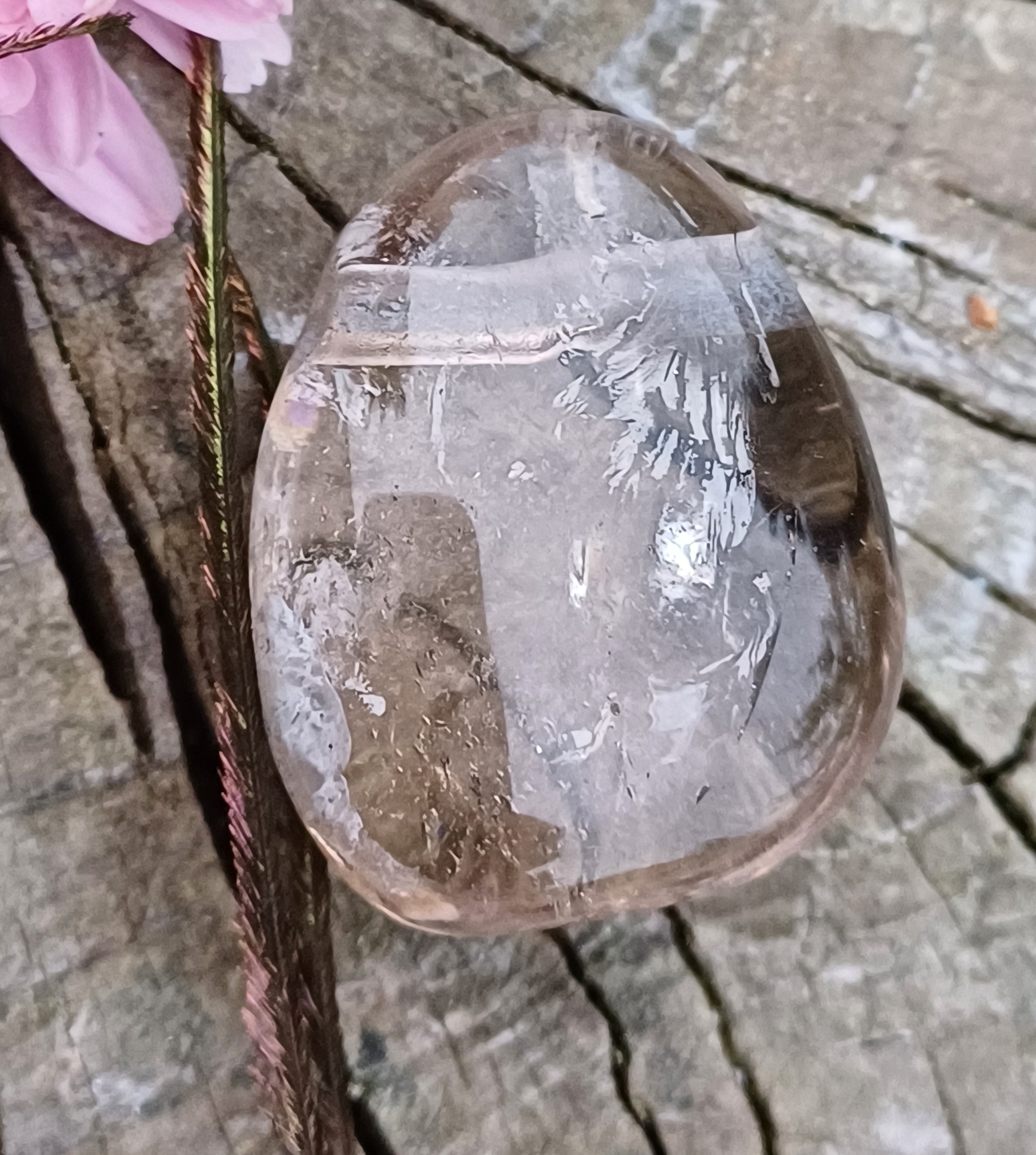 Záhneda vŕtaný okrúhliak