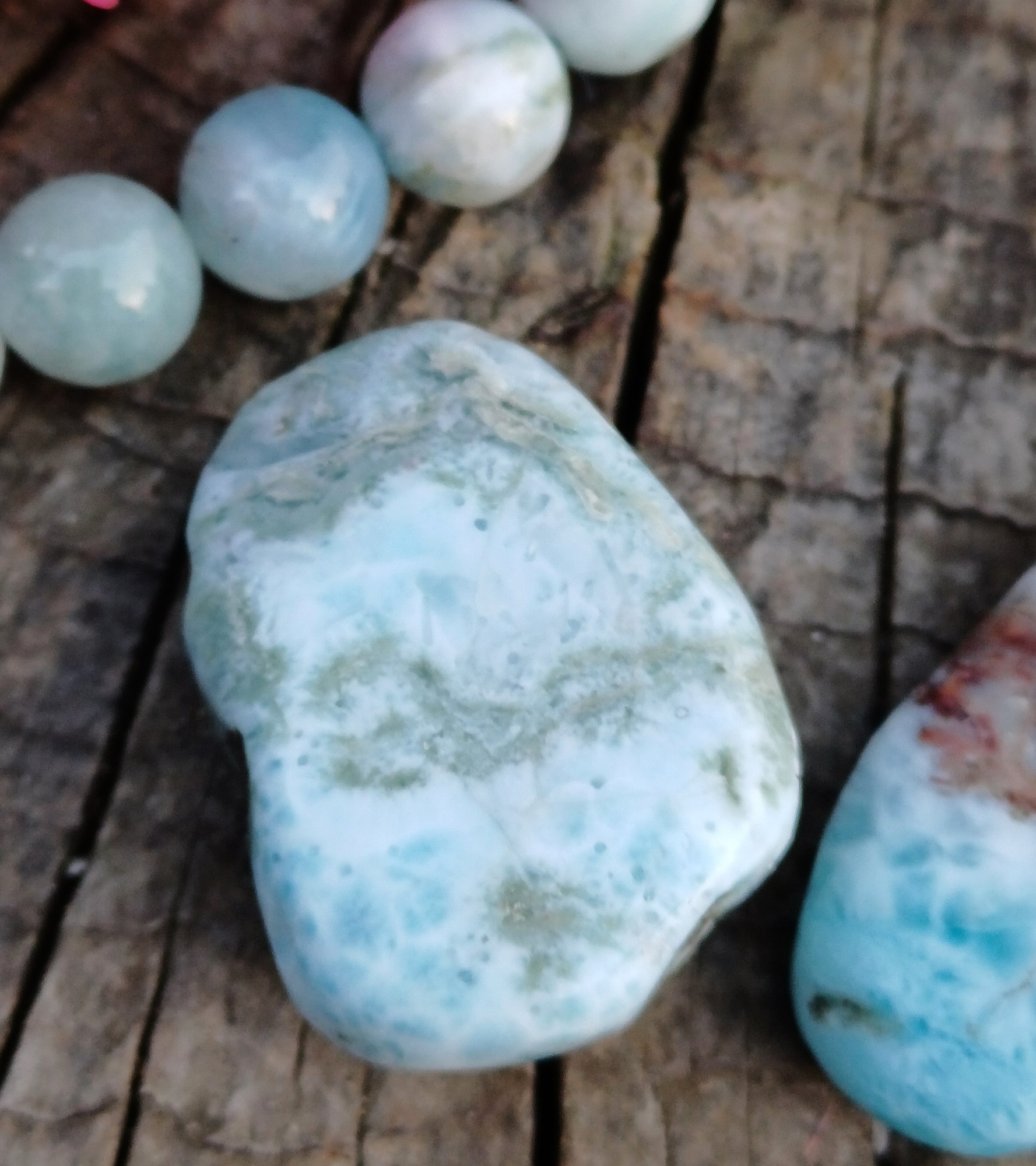 Larimar vŕtaný okrúhliak