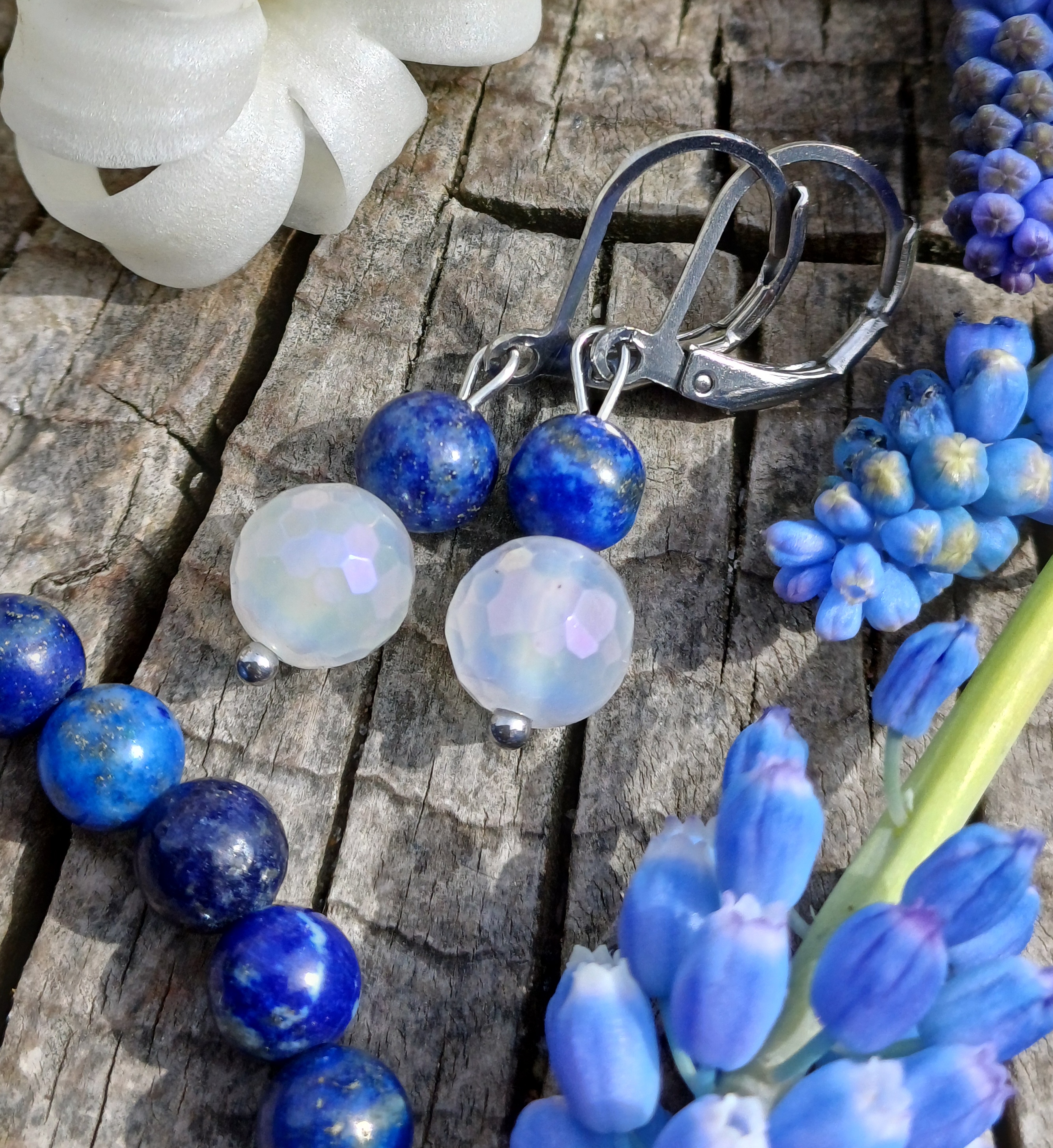 Lapis lazuli, achát aura náušnice 