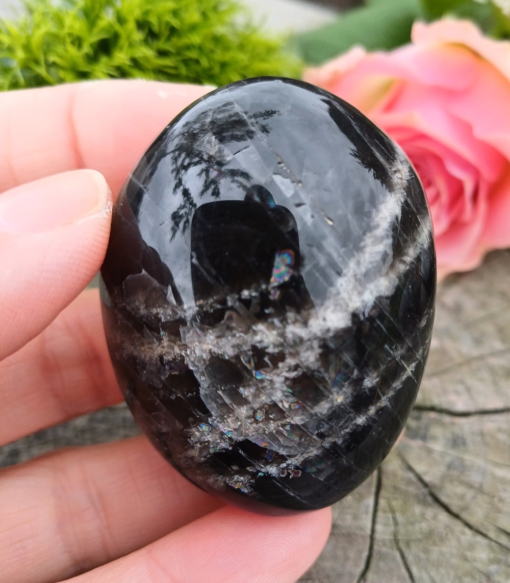 Mesačný kameň čierny 72g