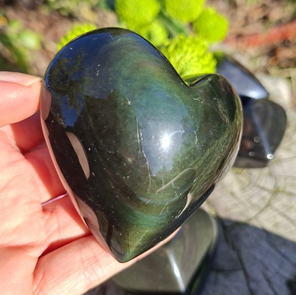 Obsidián dúhový srdca 155g