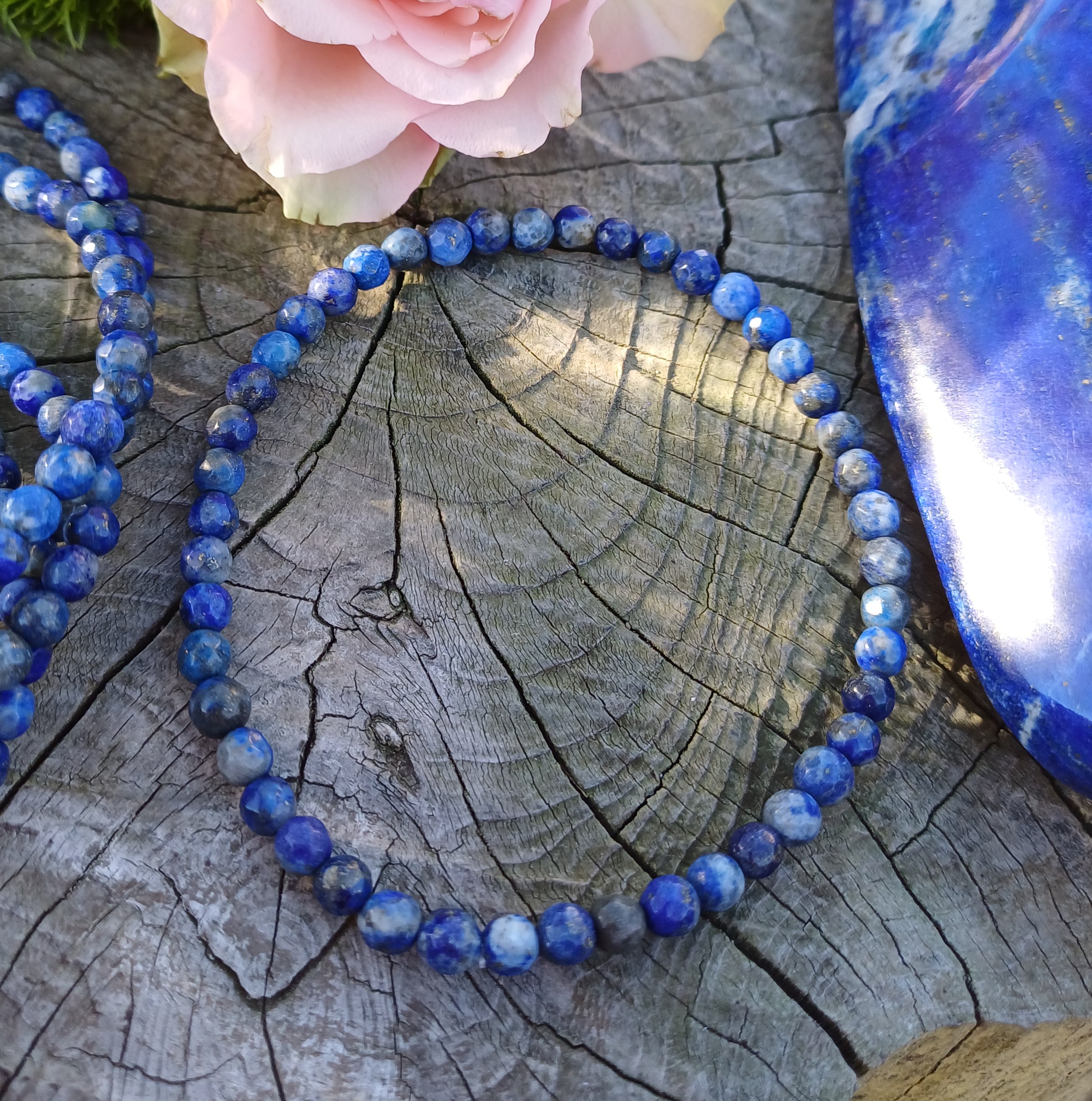 Lapis lazuli náramok