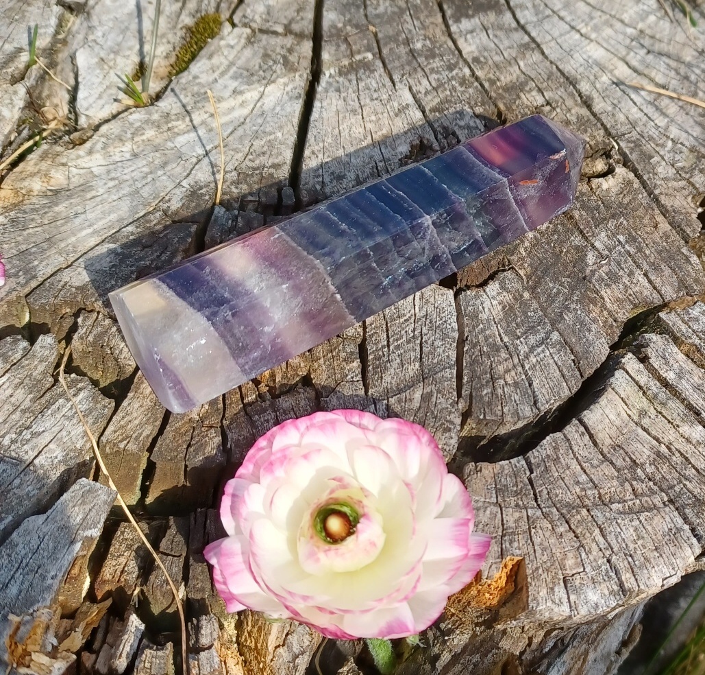 Fluorit obelisk 115g