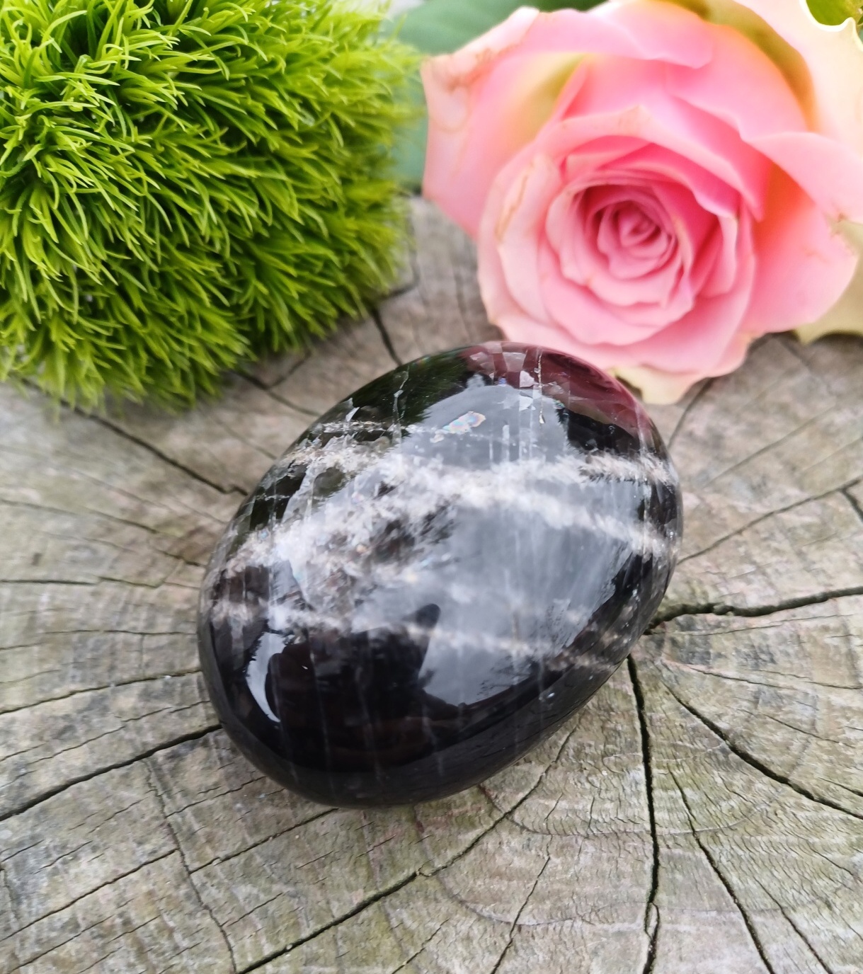 Mesačný kameň čierny 72g