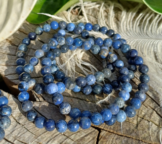 Dumortierit náramok