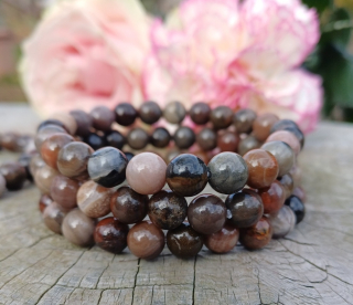 Skamenelé drevo náramok