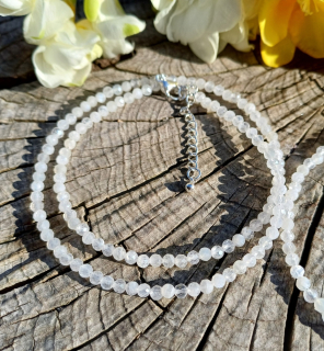 Mesačný kameň adulár náhrdelník jemný