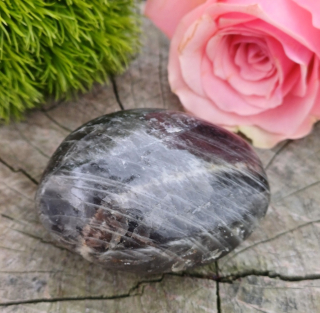 Mesačný kameň čierny 44g