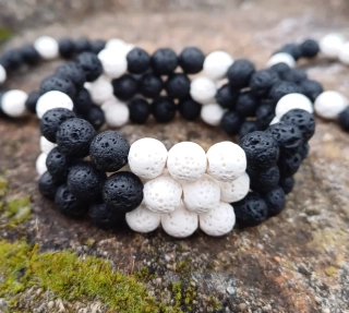 Láva čierna a biela náramok