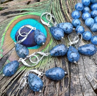 Dumortierit náušnice kvapky