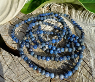 Dumortierit náramok