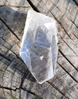 Krištáľ hrot prívesok