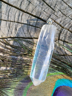 Krištáľ hrot prívesok