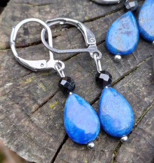 Lapis lazuli, turmalín náušnice 
