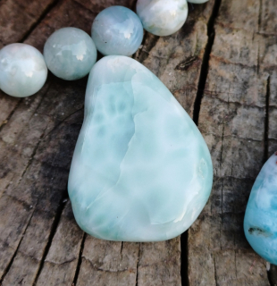 Larimar vŕtaný okrúhliak