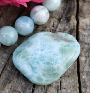 Larimar vŕtaný okrúhliak