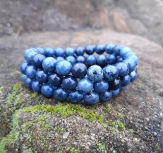 Dumortierit náramok