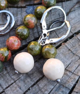 Unakit, koral náušnice