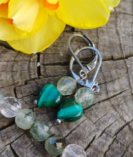 Prehnit, malachit náušnice