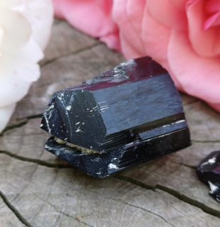 Čierny turmalín Madagaskar 21g