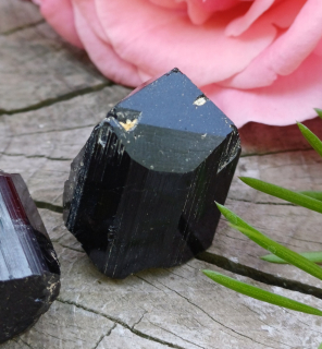 Čierny turmalín Madagaskar 13g
