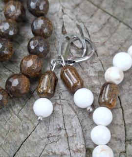 Náušnice magnezit s bronzitom