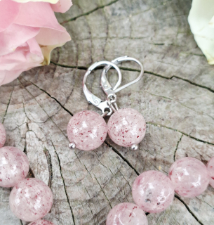 Jahodový kremeň náušnice